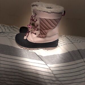 All in Motion Thermolite Ecomade Girl Waterproof Winter Boot